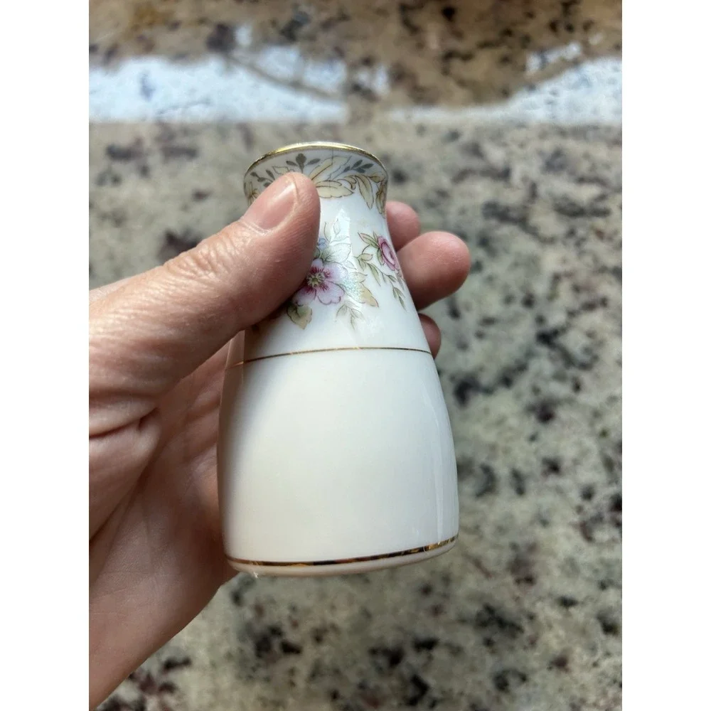 Noritake Somerset Salt & Pepper Japan